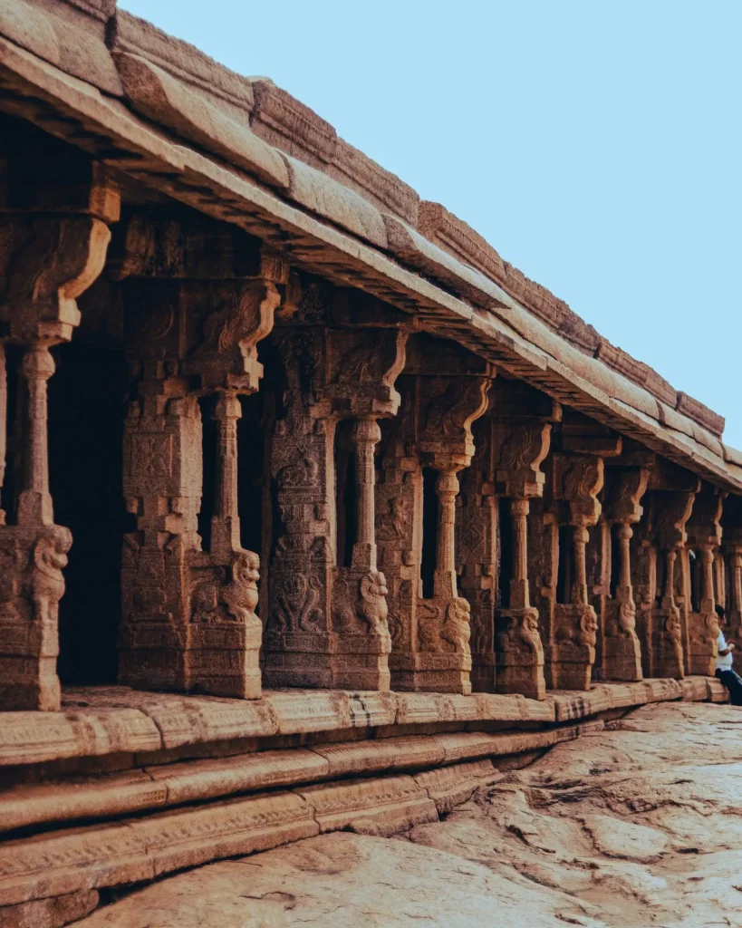 https://nearbangalore.com/wp-content/uploads/2024/07/Lepakshi-temple.webp