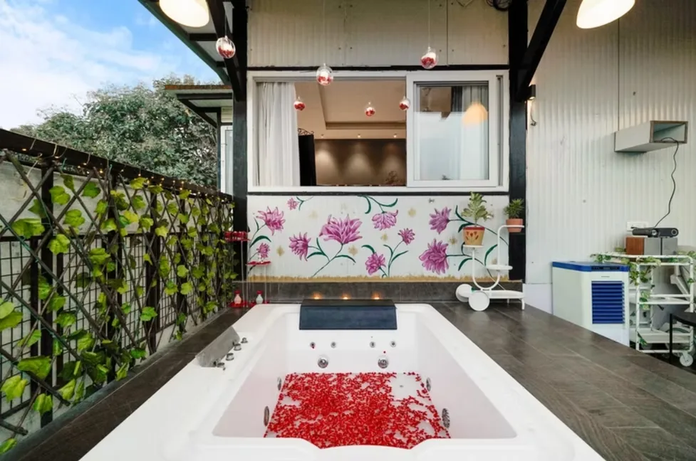 hotel-img