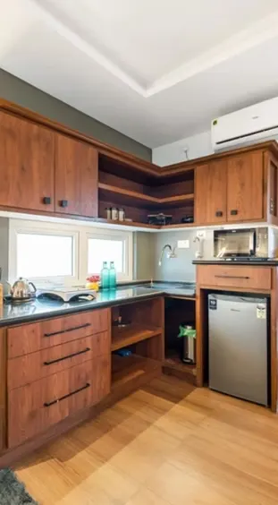 hotel-img