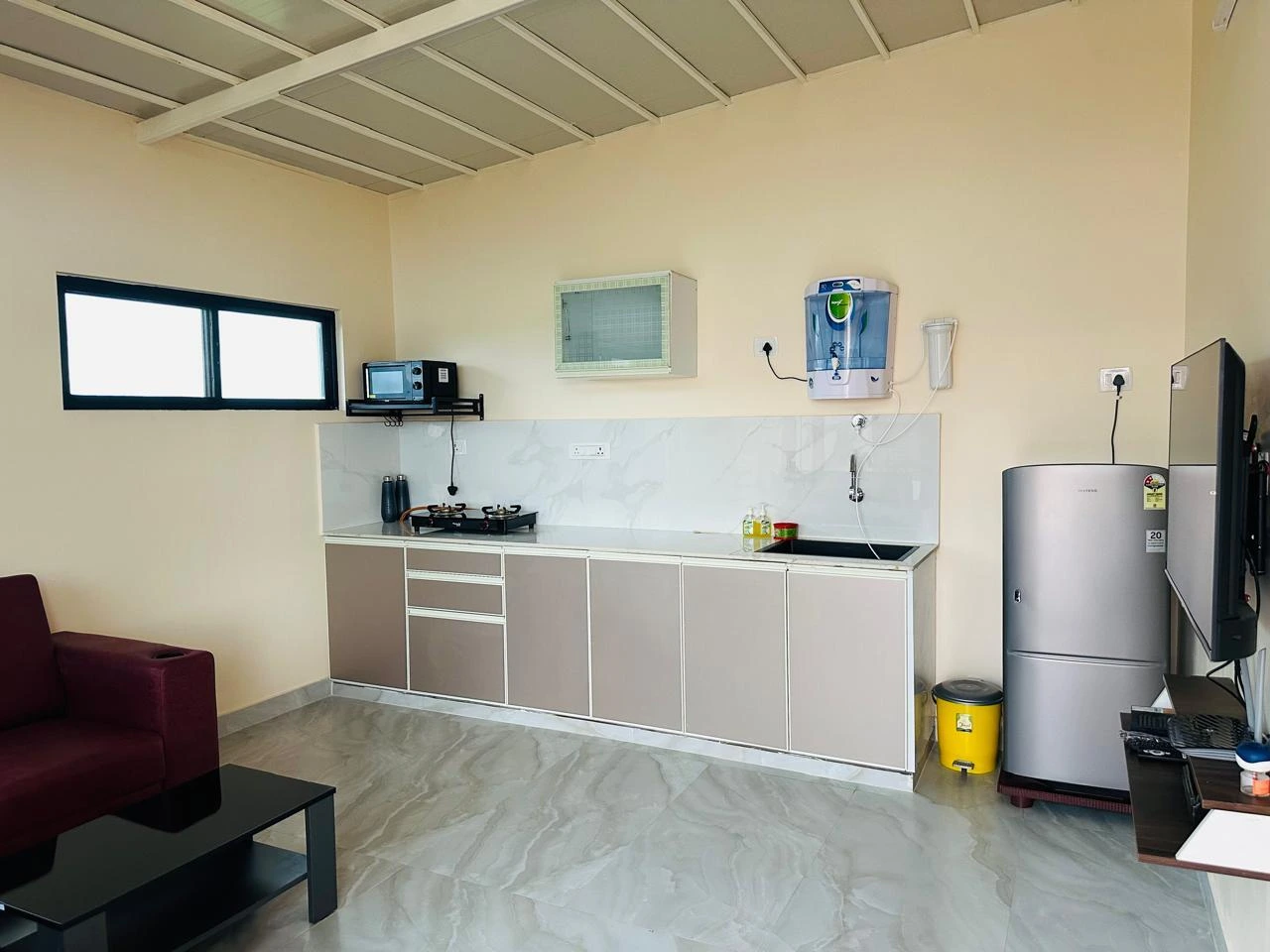 hotel-img