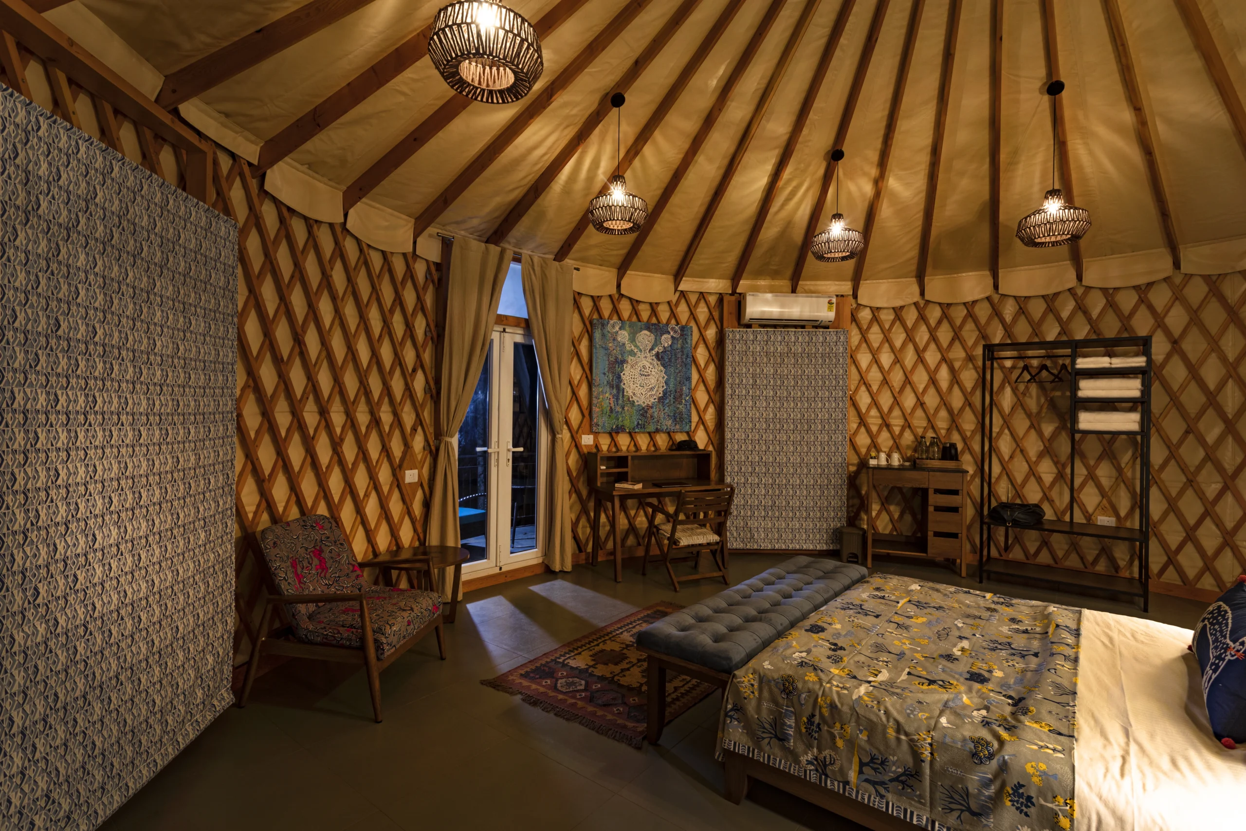 hotel-img