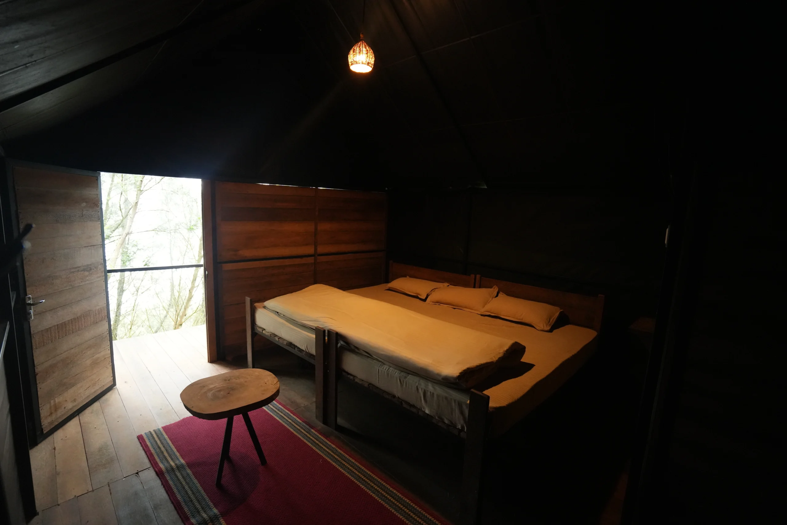 hotel-img