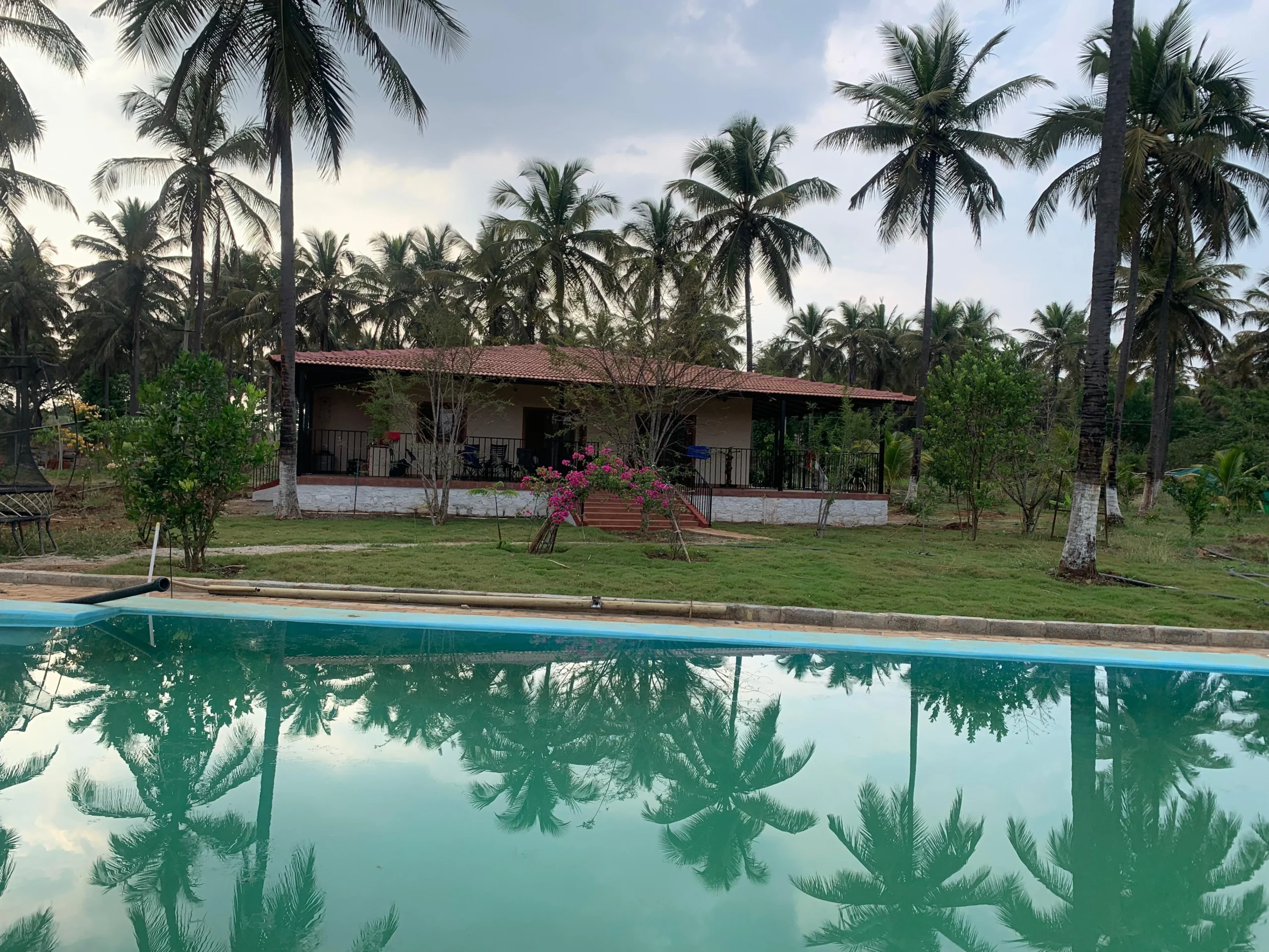 hotel-img
