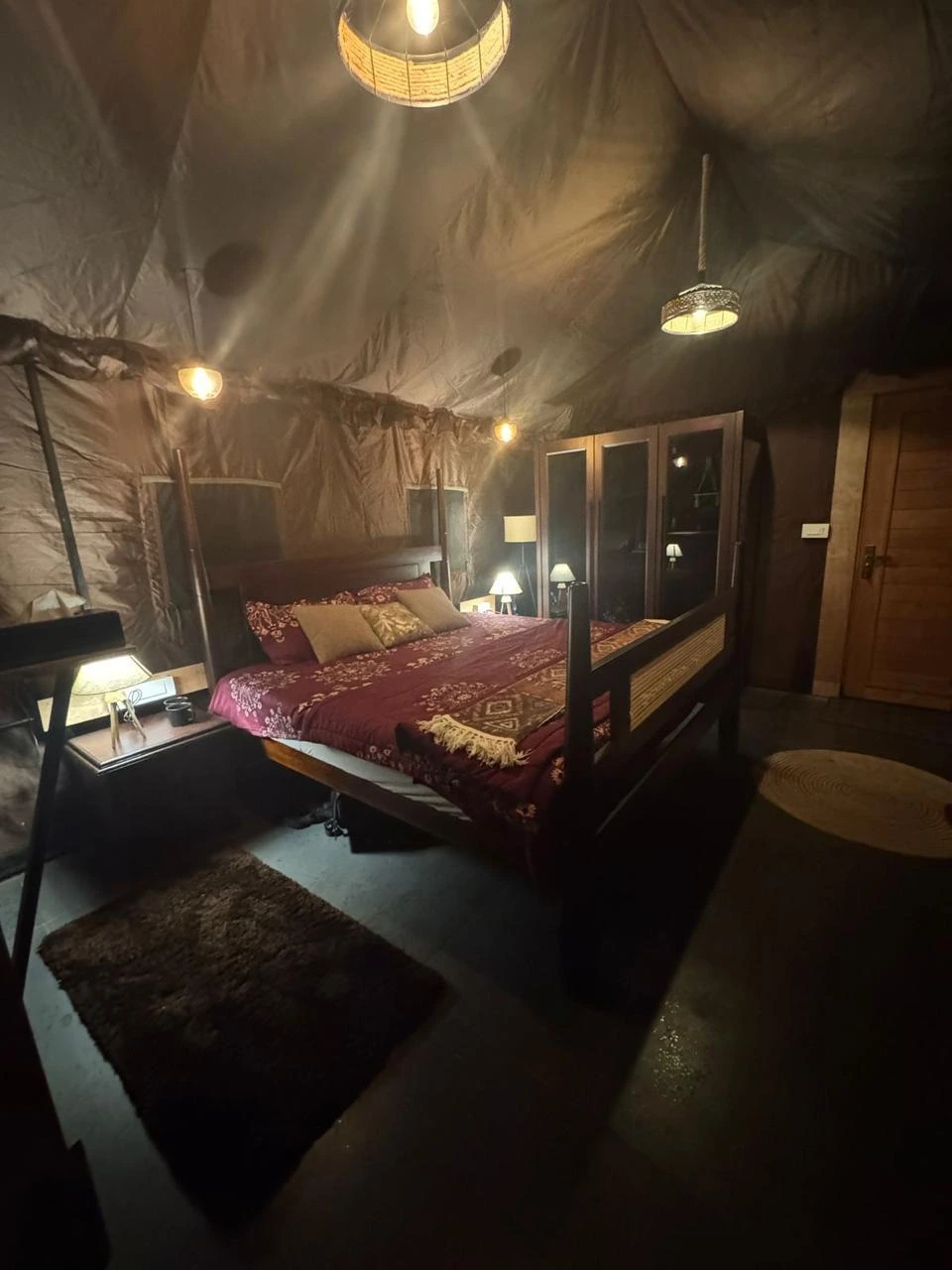 hotel-img