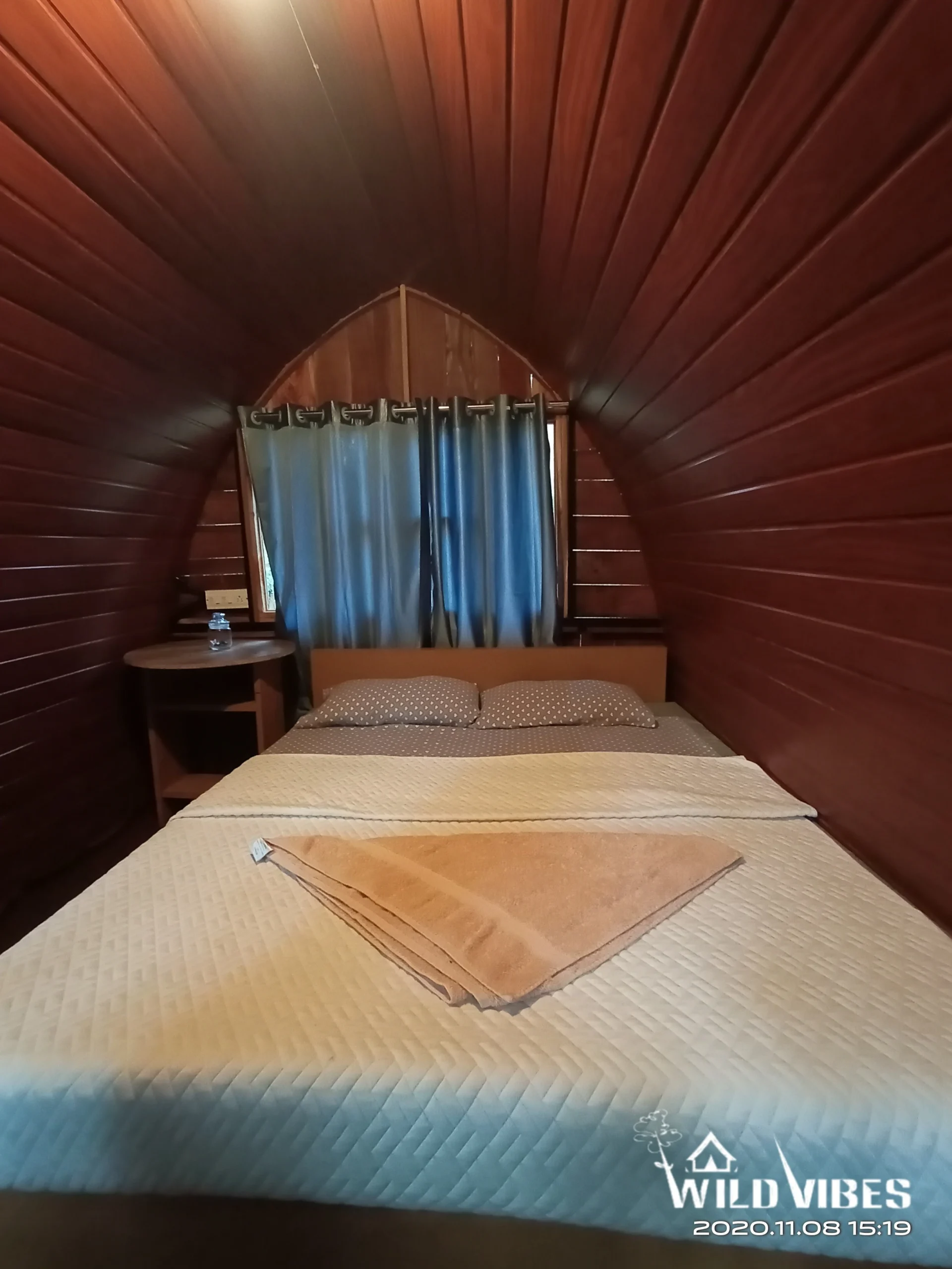 hotel-img