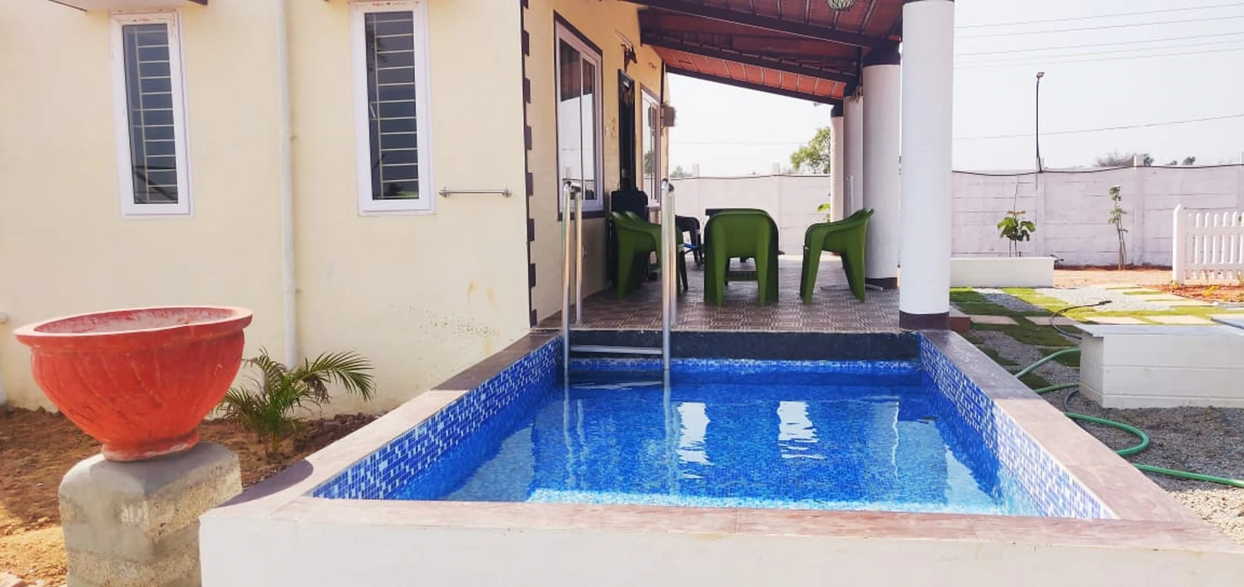 hotel-img