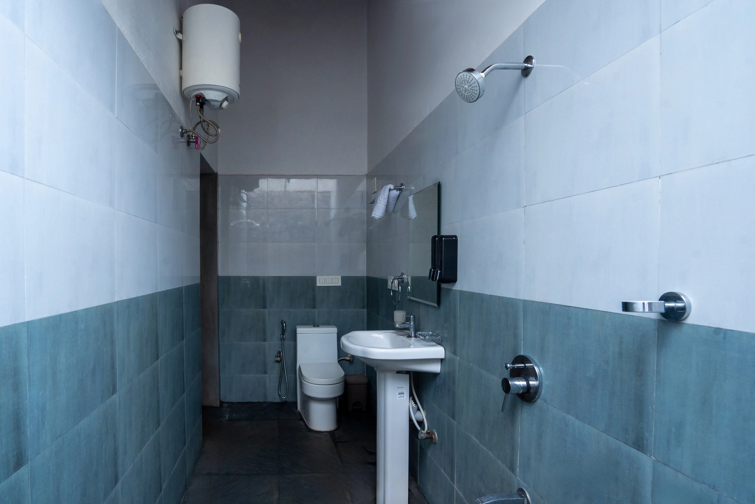 hotel-img