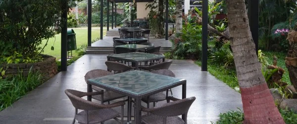 hotel-img