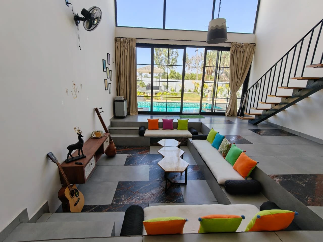 hotel-img
